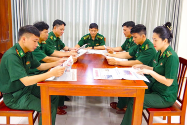 Bộ đội Biên phòng TPHCM tích cực học và làm theo Bác