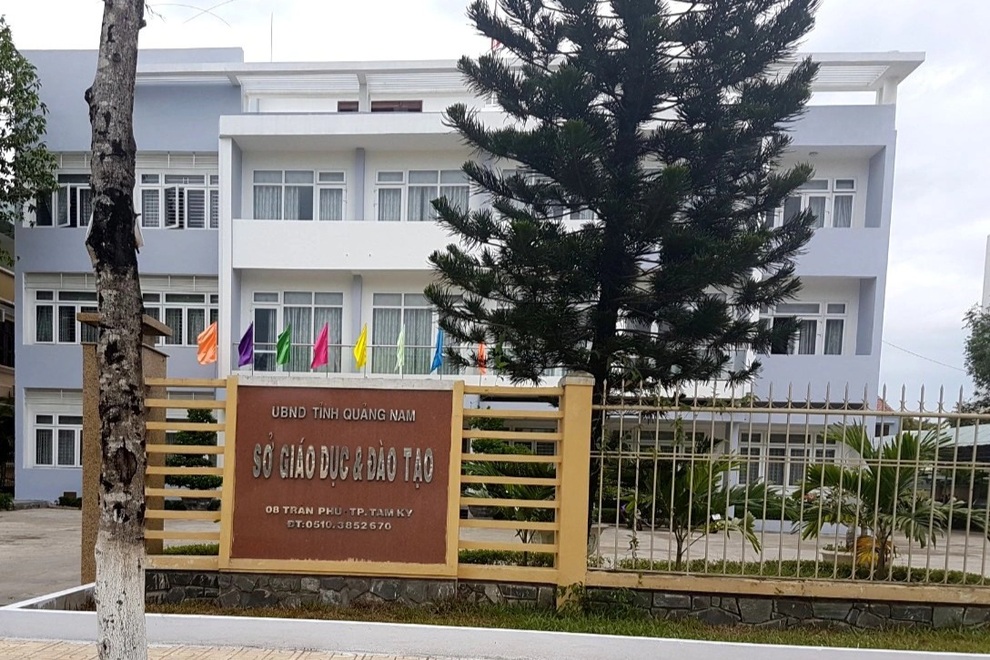Thu hồi văn bản về sửa chữa trường học vì diễn đạt chưa rõ ý - 2 Thu hồi văn bản về sửa chữa trường học vì diễn đạt chưa rõ ý - 2