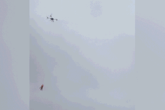 Những cuộc chạy đua của lực lượng cứu hộ để giành lại sự sống trong lũ dữ