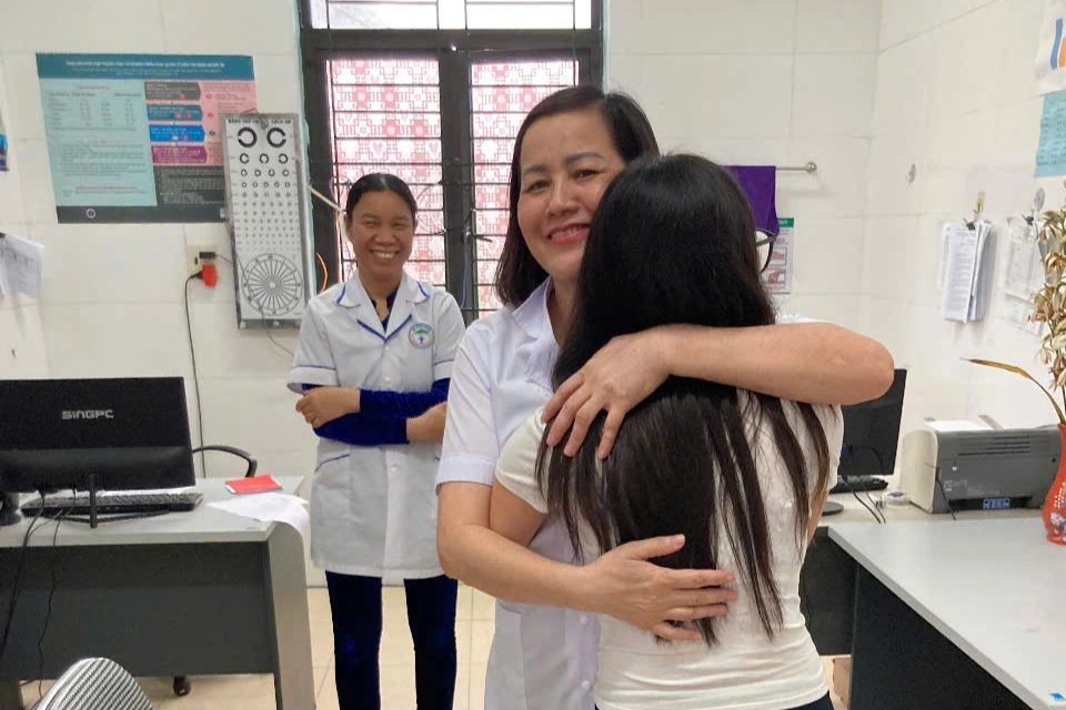 Cuộc hội ngộ xúc động với ân nhân của cô gái Pháp bị bỏ rơi ở Yên Bái - 3 Cuộc hội ngộ xúc động với ân nhân của cô gái Pháp bị bỏ rơi ở Yên Bái - 3