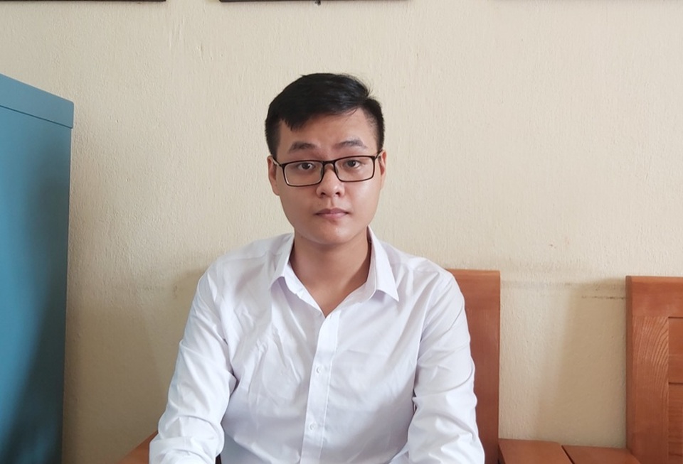 Mẹ lao động tự do, bố làm ruộng, nam sinh trở thành thủ khoa của xứ Thanh - 3 Mẹ lao động tự do, bố làm ruộng, nam sinh trở thành thủ khoa của xứ Thanh - 3