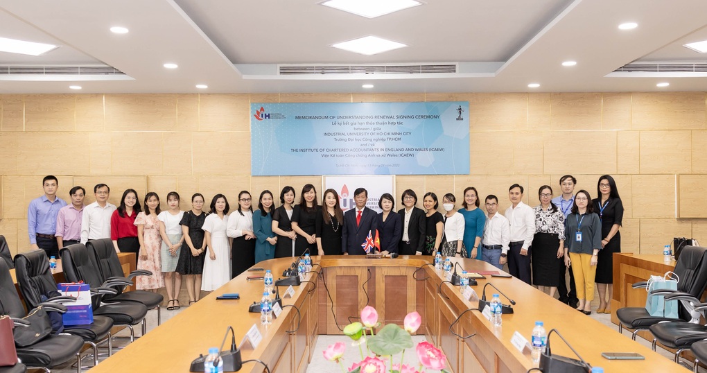 ICAEW và Trường Đại học Công nghiệp Tp.HCM nâng tầm hợp tác chiến lược trong 5 năm - 3 ICAEW và Trường Đại học Công nghiệp Tp.HCM nâng tầm hợp tác chiến lược trong 5 năm - 3