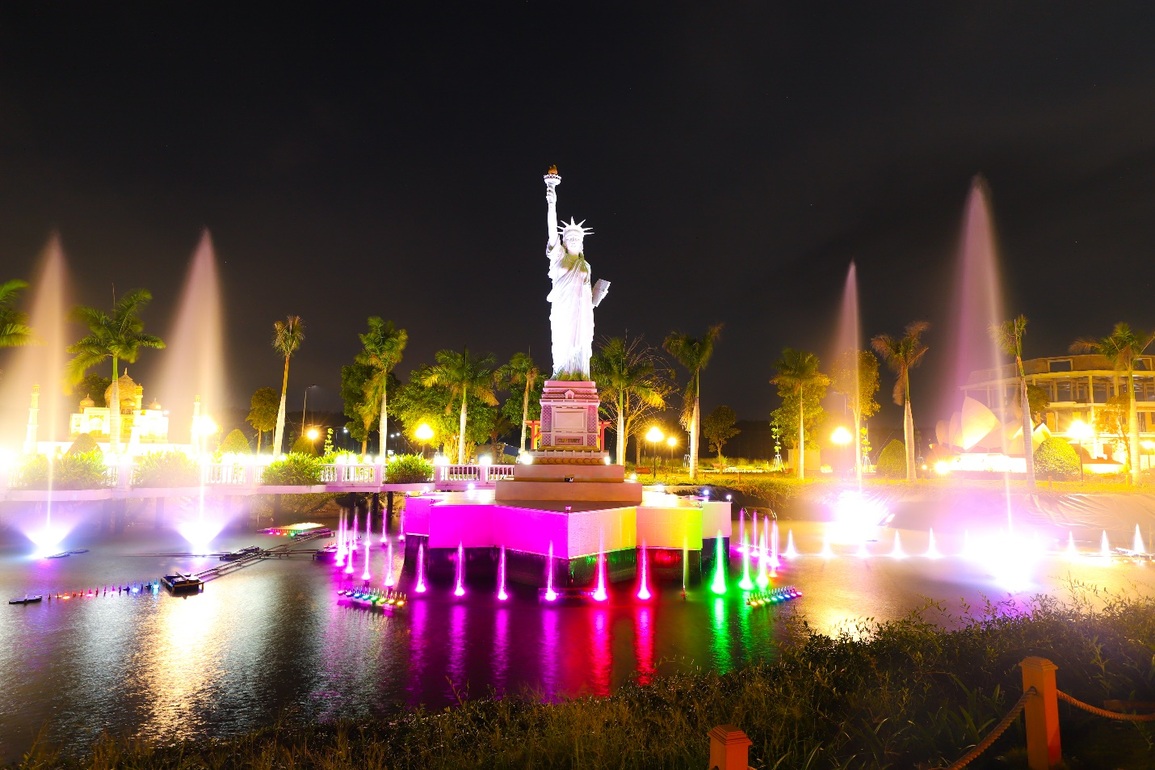 Loạt giải thưởng hàng chục tỷ đồng tri ân khách hàng Century City - 3 Loạt giải thưởng hàng chục tỷ đồng tri ân khách hàng Century City - 3