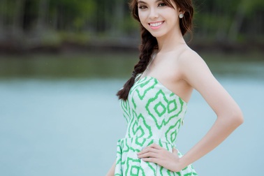 Thí sinh Hoa hậu Việt Nam 2016 gặp sự cố khi thăm đảo khỉ