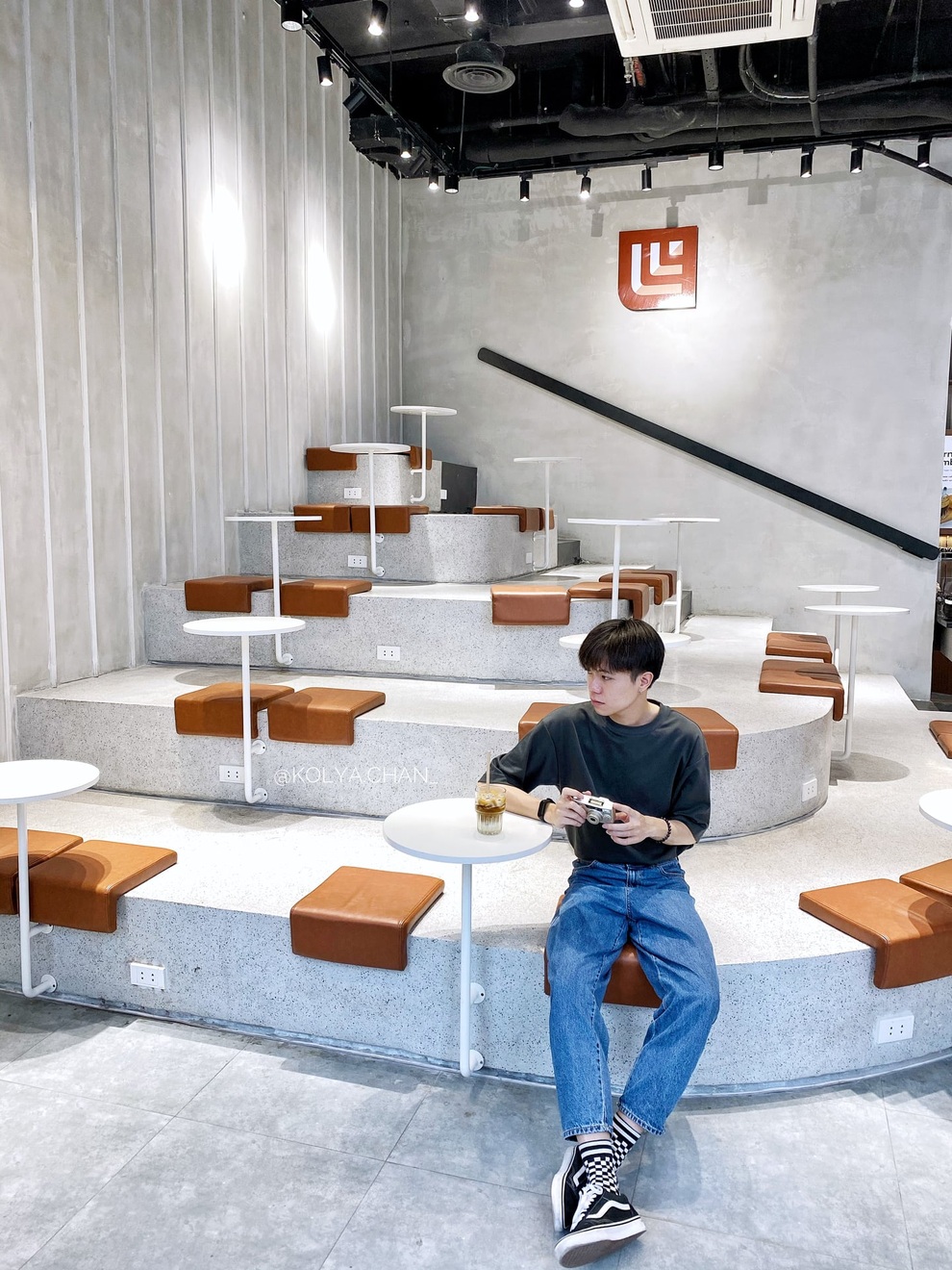 Quán cà phê thiết kế kiểu ruộng bậc thang độc đáo ở Hà Nội - 7