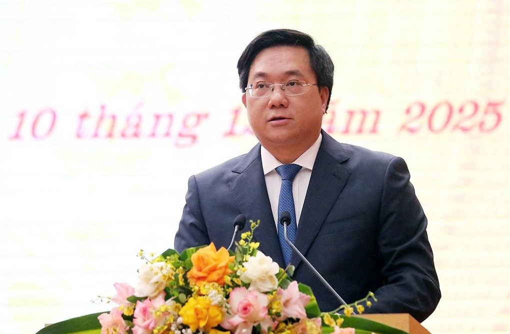 Presidente da Província de Phu Tho: 583 propriedades excedentes devem continuar a ser reorganizadas - 1 Chủ tịch Phú Thọ: 583 nhà đất dôi dư phải tiếp tục sắp xếp - 1