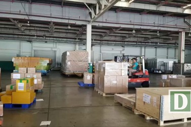 Phát hiện vụ vận chuyển máy đánh bạc qua đường hàng không