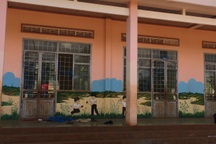 Giáo viên "chết đứng" khi phát hiện thi thể thiếu nữ trong lớp học