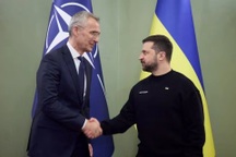 NATO thảo luận viện trợ 40 tỷ euro cho Ukraine mỗi năm