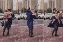 Bác bảo vệ gây sốt vì khéo dỗ bé gái chờ mẹ đến đón muộn