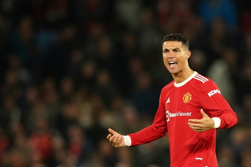 C.Ronaldo nổi điên mắng các đồng đội không biết xấu hổ - 1 C.Ronaldo nổi điên mắng các đồng đội không biết xấu hổ - 1