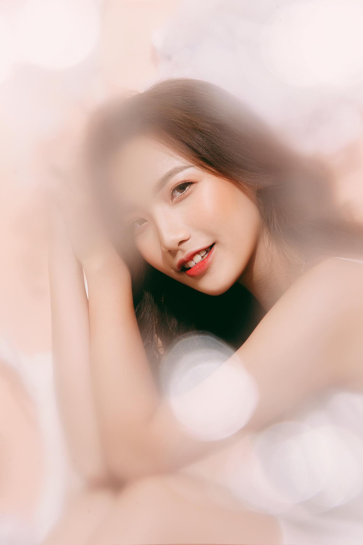 Nữ MC tập múa cột để giữ dáng, thẳng tay block fan khiếm nhã - 2 Nữ MC tập múa cột để giữ dáng, thẳng tay block fan khiếm nhã - 2