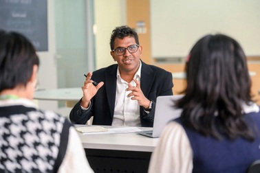 Chuyên gia quốc tế ấn tượng với ý tưởng xanh của học sinh Việt Nam