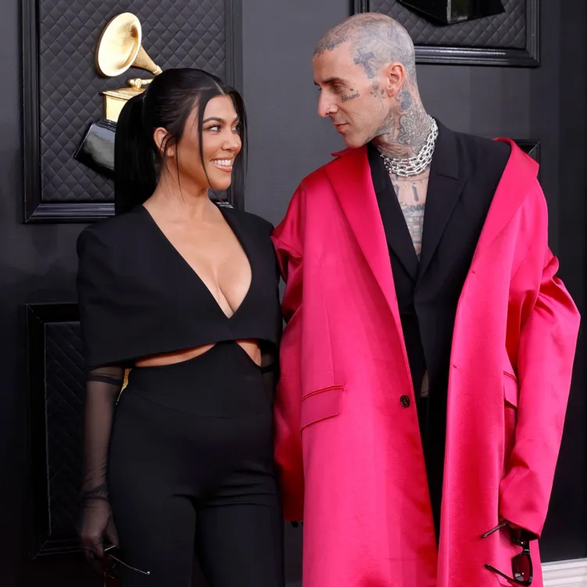 Ở tuổi 43, Kourtney Kardashian nhờ tới thụ tinh ống nghiệm để có con - 1 Ở tuổi 43, Kourtney Kardashian nhờ tới thụ tinh ống nghiệm để có con - 1