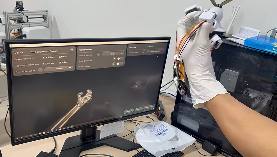 Høyteknologisk healing-student innen maskinteknikk vinner førstepremie i Ung kreativitet - 3 Chữa lành bằng công nghệ cao, sinh viên Cơ khí đạt giải nhất Sáng tạo trẻ - 3