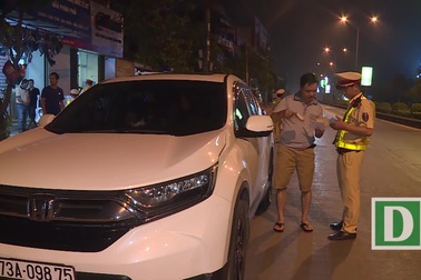 CSGT Quảng Bình tăng cường xử lý vi phạm nồng độ cồn