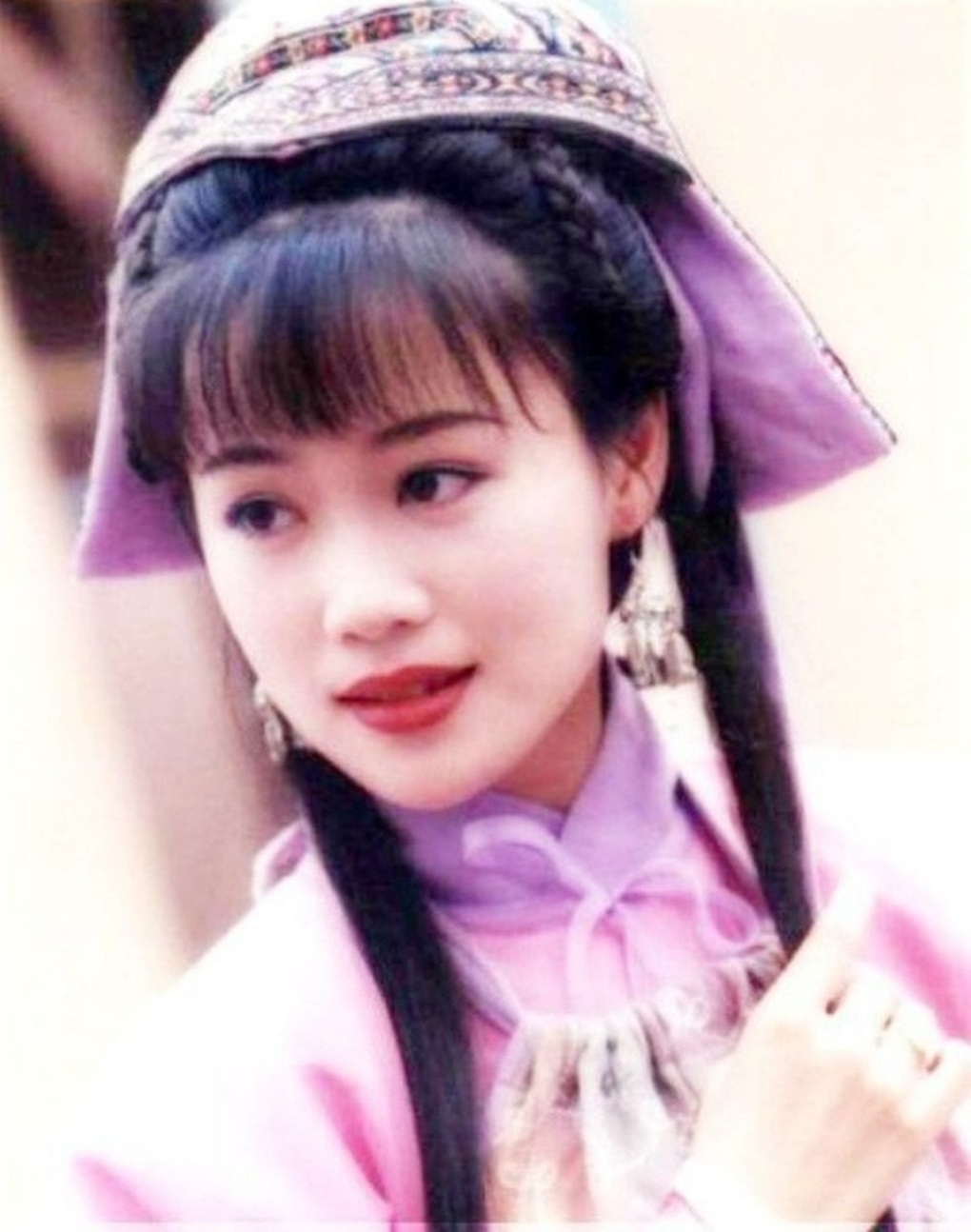 53 tuổi, Chúc Anh Đài Lương Tiểu Băng chật vật kiếm sống, nuôi chồng con - 2 53 tuổi, Chúc Anh Đài Lương Tiểu Băng chật vật kiếm sống, nuôi chồng con - 2