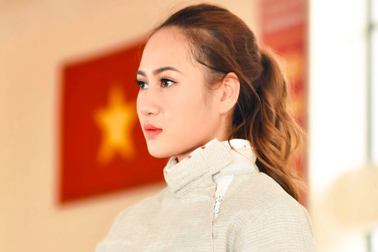 Hot girl đấu kiếm từng đoạt HCB SEA Games gây "sốt" khi trở thành trọng tài