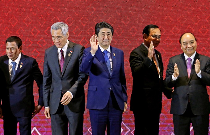 Những dấu mốc trong cuộc đời và sự nghiệp của cố Thủ tướng Nhật Abe Shinzo - 9 Những dấu mốc trong cuộc đời và sự nghiệp của cố Thủ tướng Nhật Abe Shinzo - 9