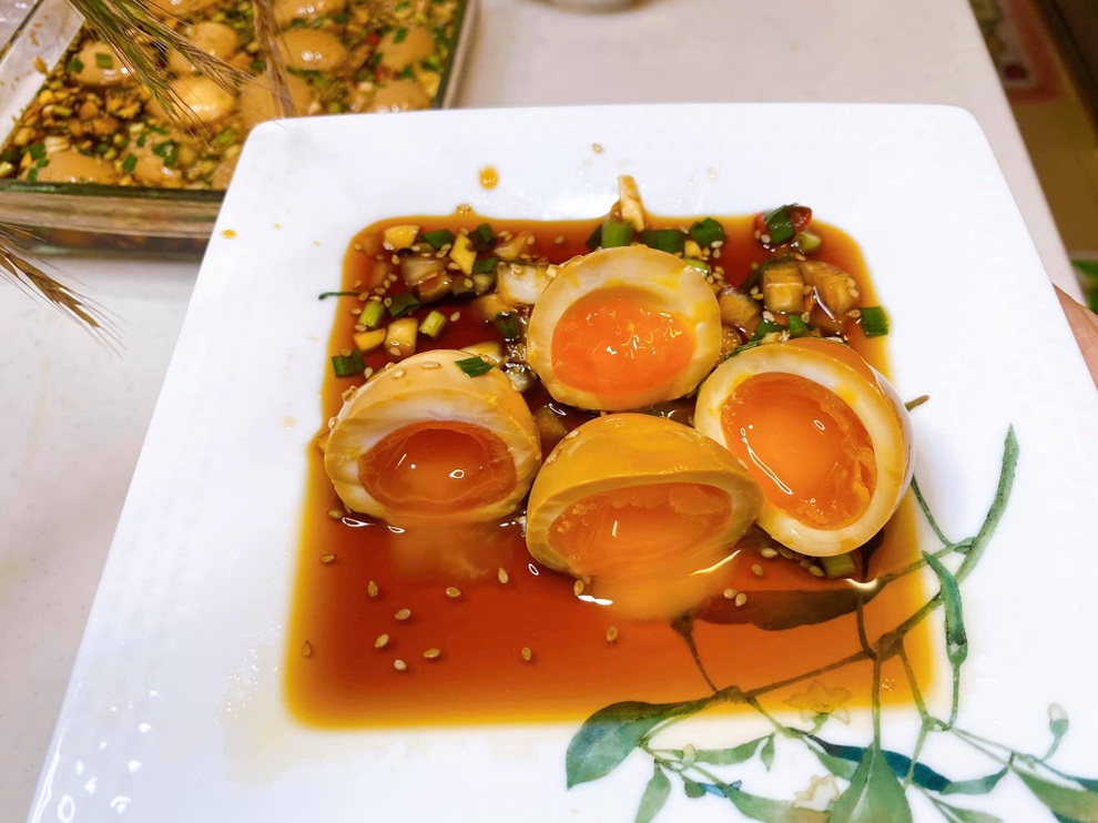 Trứng lòng đào ngâm nước tương cực ngon - 3 Trứng lòng đào ngâm nước tương cực ngon - 3