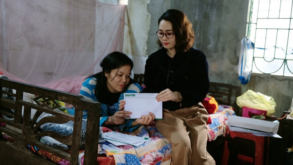 Người phụ nữ cô độc suốt 20 năm vỡ oà trong niềm hạnh phúc! - 3 Người phụ nữ cô độc suốt 20 năm vỡ oà trong niềm hạnh phúc! - 3