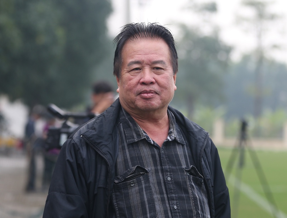 Bố Nguyễn Filip tiếp lửa con trai, tin đội tuyển Việt Nam vô địch AFF Cup - 1 Bố Nguyễn Filip tiếp lửa con trai, tin đội tuyển Việt Nam vô địch AFF Cup - 1