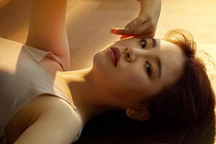 Vợ 40 tuổi cặp kè trai 28, về bảo chồng: "Anh ấy với em là tình yêu đích thực"