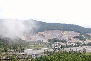 Núi Hồng chi chít "vết sẹo": Doanh nghiệp vô tư xẻ núi dù có nhiều sai phạm