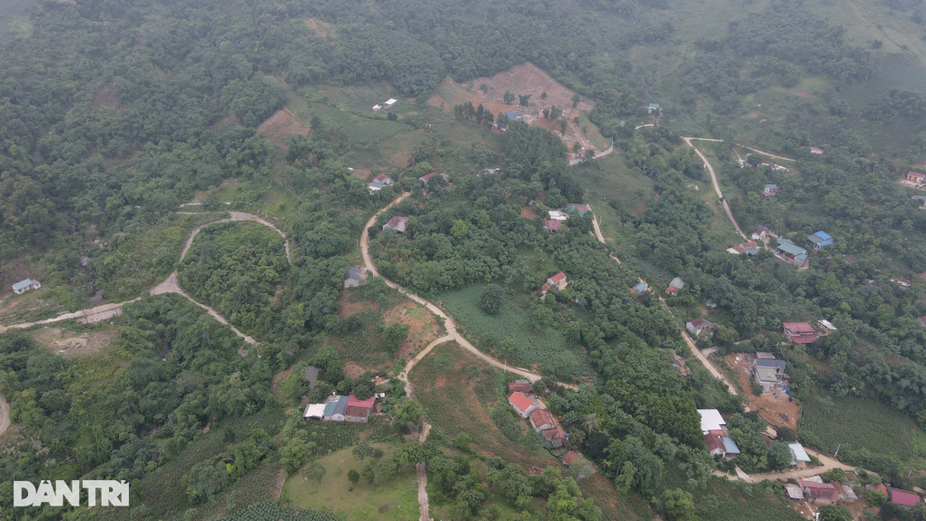 Tiền đóng băng trong đất, nhà giàu cũng đuối sức chờ bán ra - 1 Tiền đóng băng trong đất, nhà giàu cũng đuối sức chờ bán ra - 1