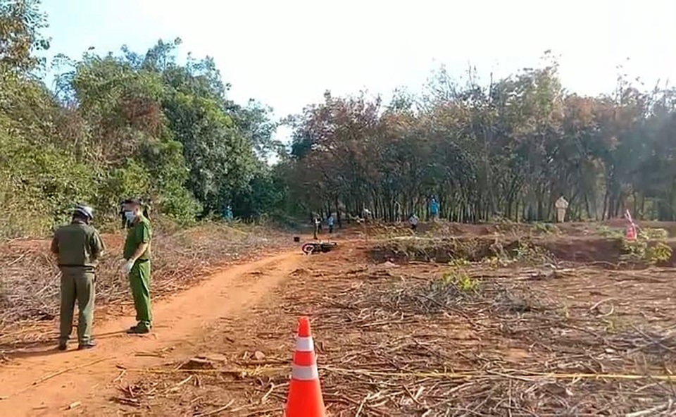 Nữ công nhân bị sát hại dã man trong lô cao su - 1 Nữ công nhân bị sát hại dã man trong lô cao su - 1