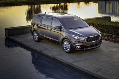 Kia Sedona/Carnival 2015 rộng rãi hơn