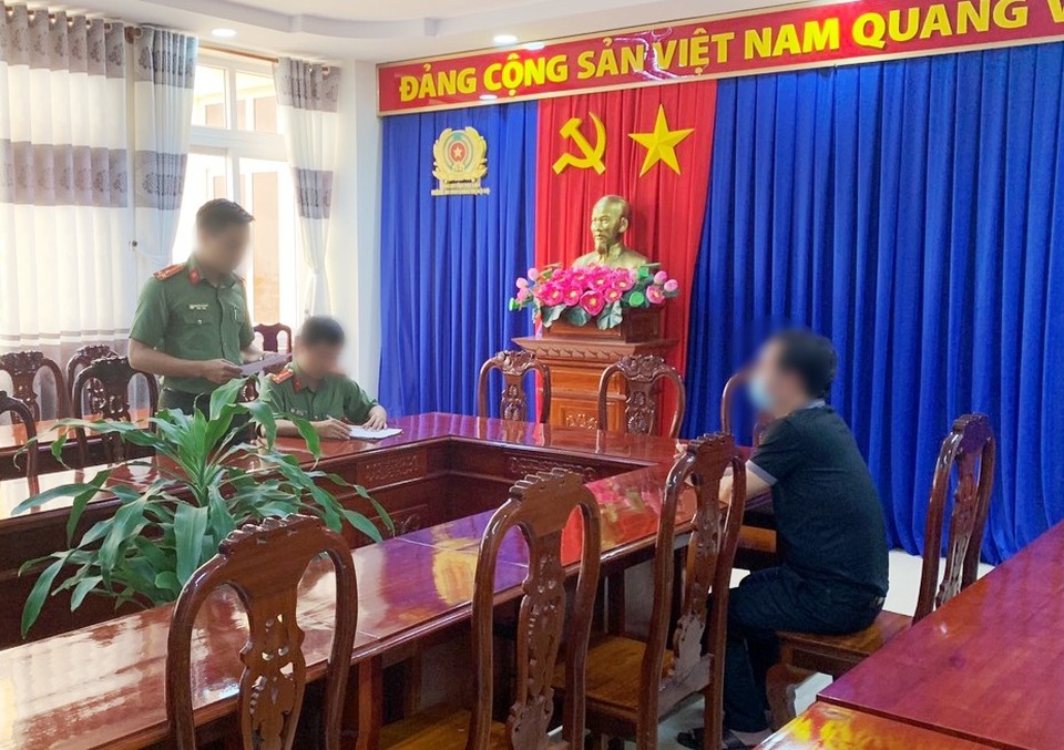 Bịa chi 10 tỷ mới có dự án, một giám đốc công ty bị công an xử phạt - 1 Bịa chi 10 tỷ mới có dự án, một giám đốc công ty bị công an xử phạt - 1