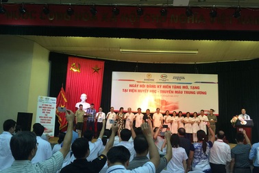 Lần đầu tiên, hơn 450 y bác sĩ tình nguyện hiến tạng sau khi qua đời