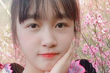 Nhan sắc đời thường của thiếu nữ bán cơm lam, trứng gà nướng gây sốt