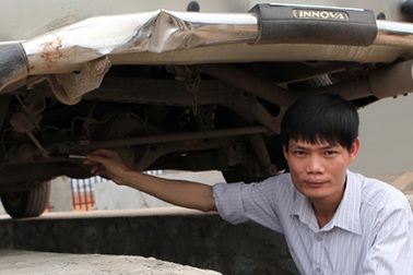 Ý kiến luật sư về vụ kỹ sư tố lỗi xe Toyota Việt Nam bị đình chỉ công tác