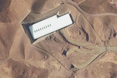 Israel có thể đánh sập “trái tim hạt nhân” trong lòng núi Iran như thế nào?