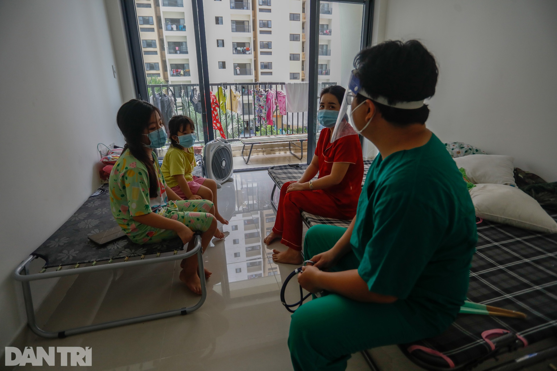 Hành trình F0 điều trị F0 bên trong Bệnh viện dã chiến ở TPHCM - 11 Hành trình F0 điều trị F0 bên trong Bệnh viện dã chiến ở TPHCM - 11