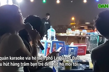Karaoke "lộ thiên" trên vỉa hè tra tấn người Hà Nội