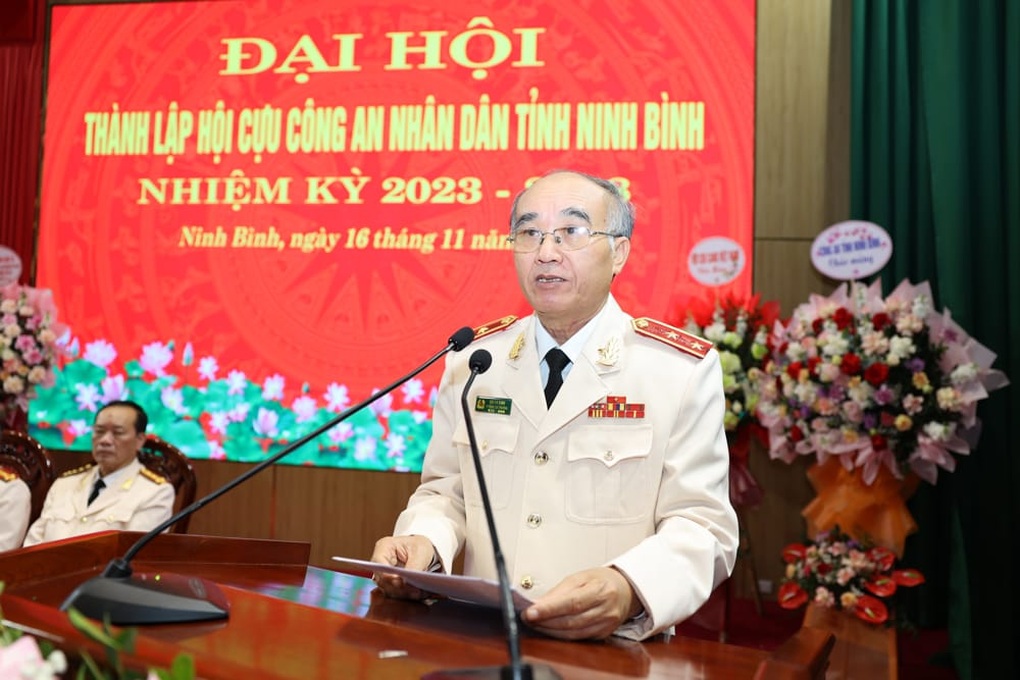 Thành lập Hội Cựu công an nhân dân tỉnh Ninh Bình - 4 Thành lập Hội Cựu công an nhân dân tỉnh Ninh Bình - 4