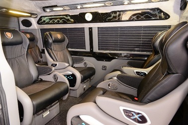 Khám phá limousine “hàng độc” DCar X