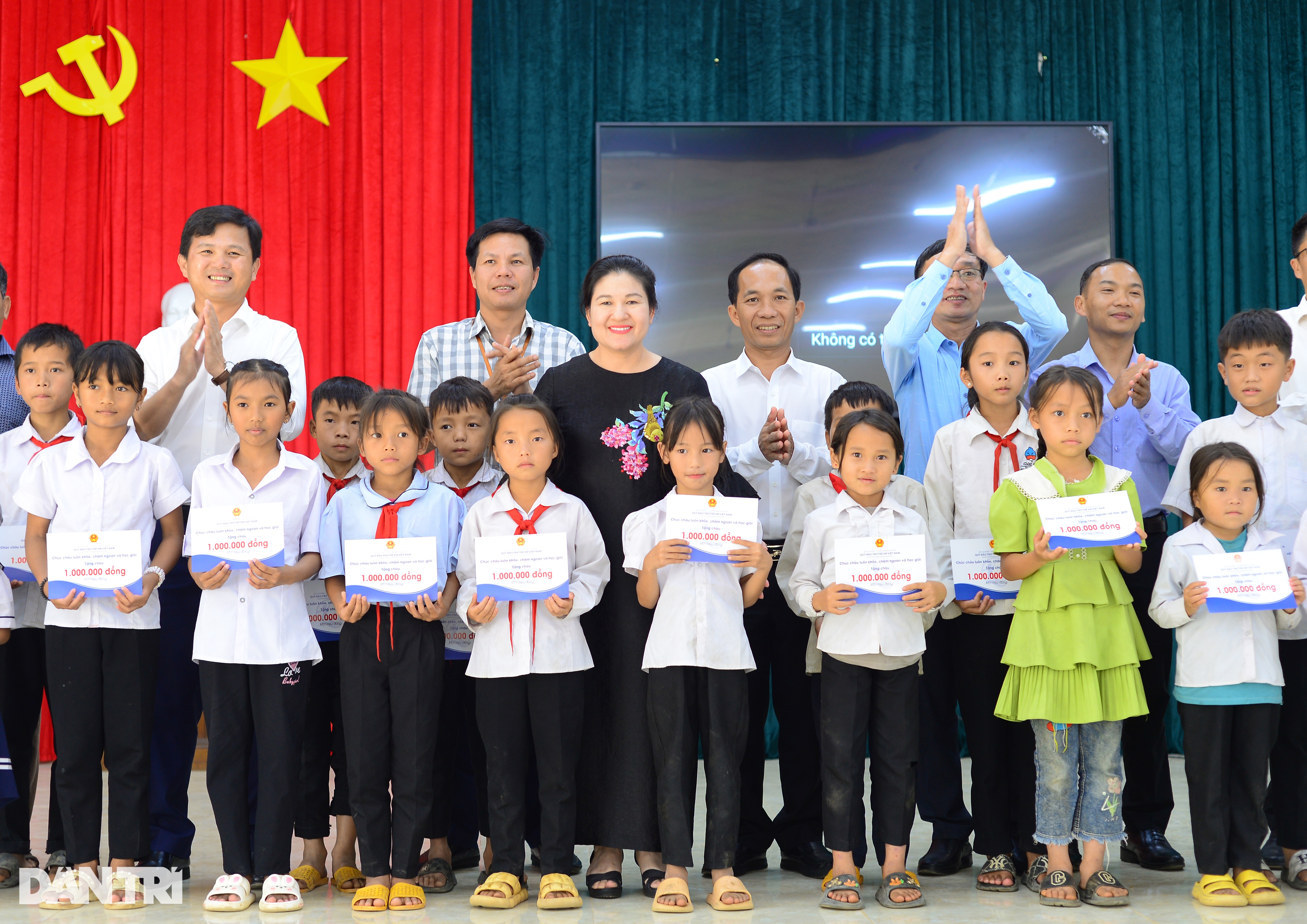 Thứ trưởng Bộ LĐ-TBXH Nguyễn Thị Hà làm việc tại tỉnh Đắk Nông - 4