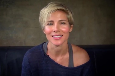 Elsa Pataky gợi cảm chụp hình