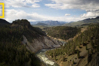 Toàn cảnh vườn quốc gia Yellowstone