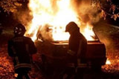 315 ôtô bị đốt trong vụ bạo động ở Paris