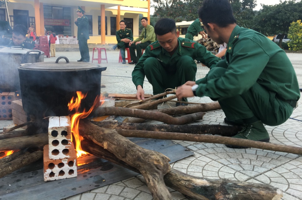 Tết sớm nơi biên giới của những người lính mang quân hàm xanh - 3