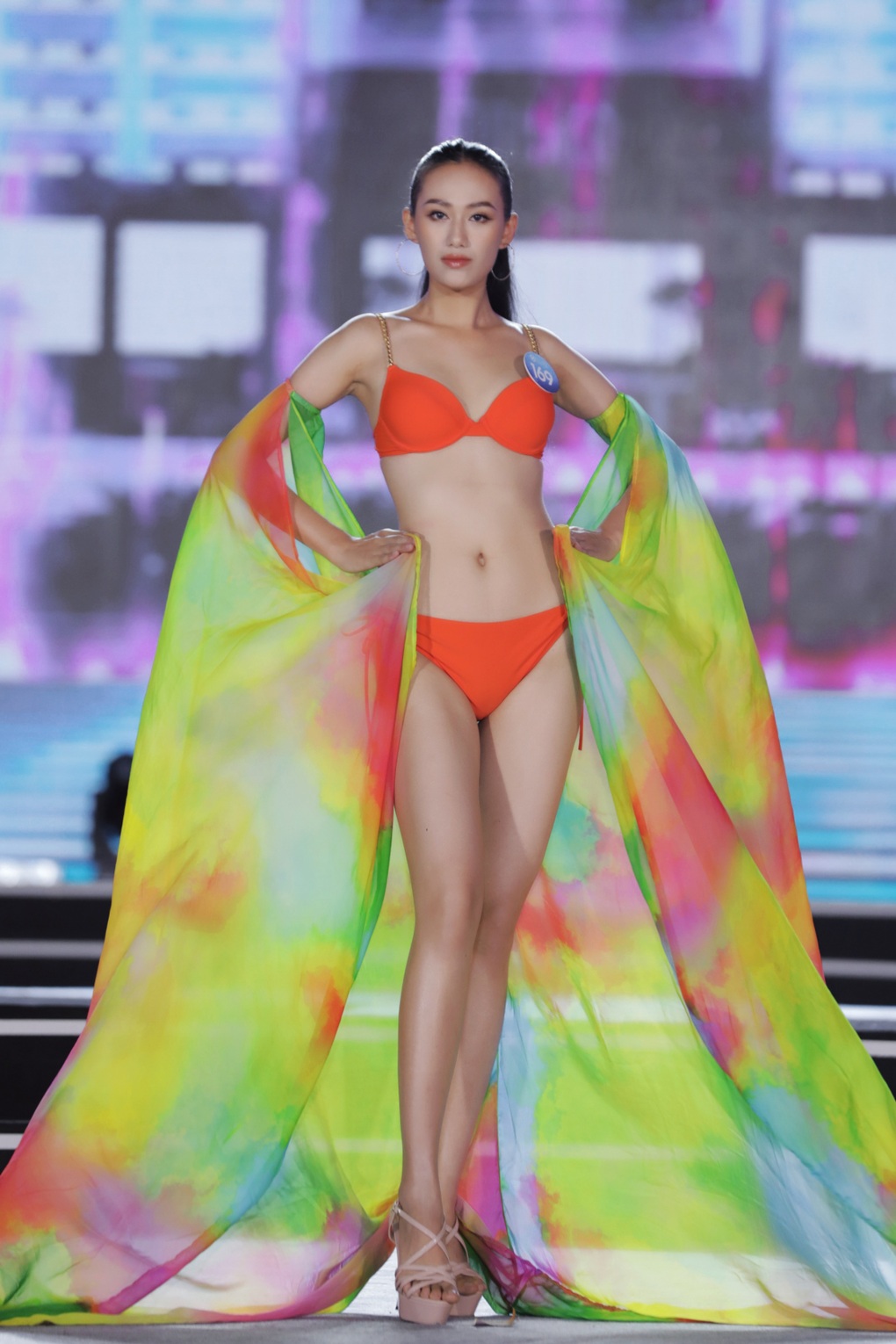 Đã mắt với màn trình diễn bikini tại chung kết Miss World Vietnam 2022 - 8 Đã mắt với màn trình diễn bikini tại chung kết Miss World Vietnam 2022 - 8