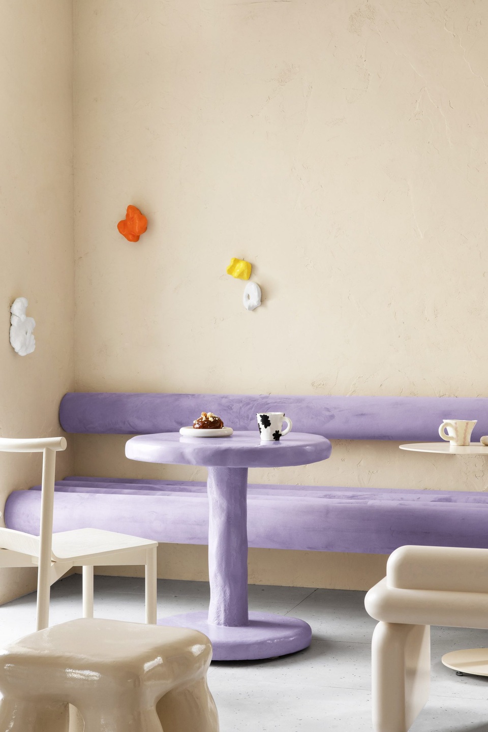 Quán cà phê giống bánh donut khổng lồ, càng vào trong càng bất ngờ - 3 Quán cà phê giống bánh donut khổng lồ, càng vào trong càng bất ngờ - 3