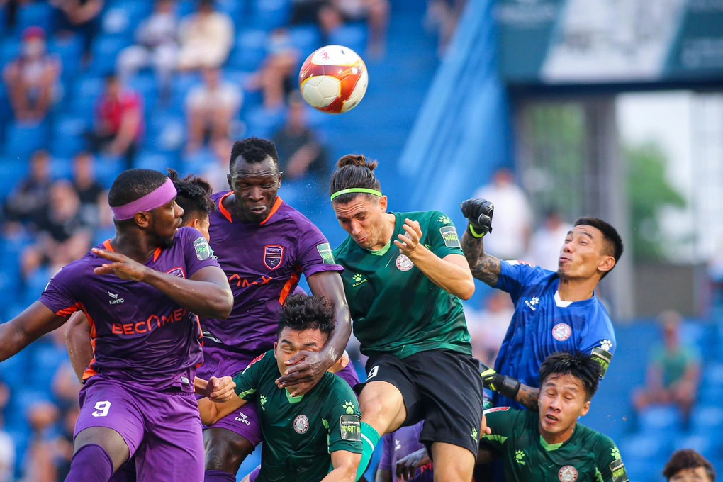 Đánh bại B.Bình Dương, CLB TPHCM có chiến thắng đầu tiên tại V-League 2023 - 1 Đánh bại B.Bình Dương, CLB TPHCM có chiến thắng đầu tiên tại V-League 2023 - 1