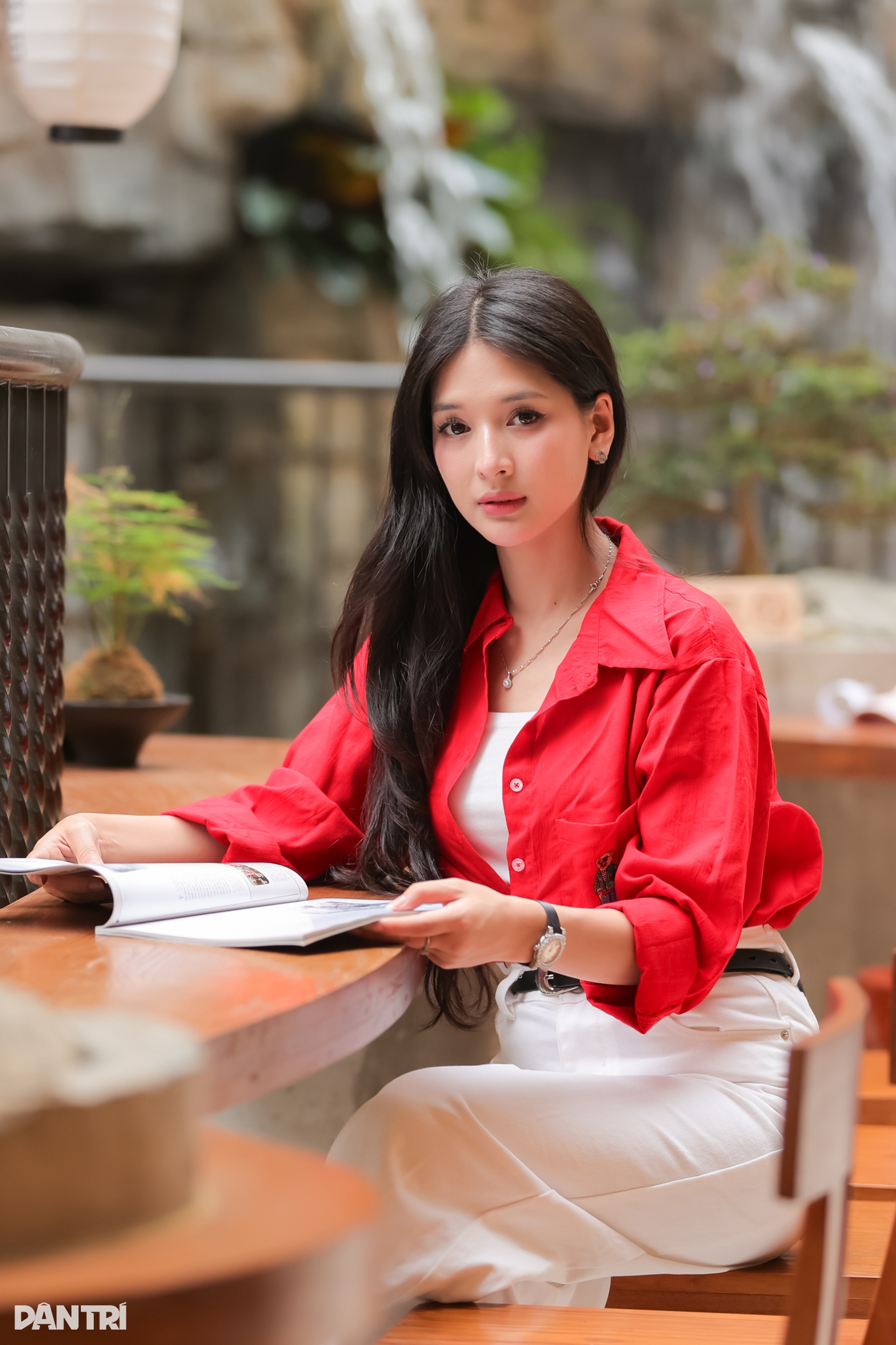 Diễn viên phim giờ vàng Yến My tự tin càng tối giản càng sang - 11