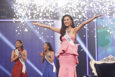 Tân Hoa khôi áo dài Diệu Ngọc: “Ước mơ trở thành hoa hậu từ bé”